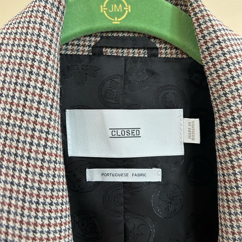 Closed Houndstooth Blazer - Picture 6 of 7